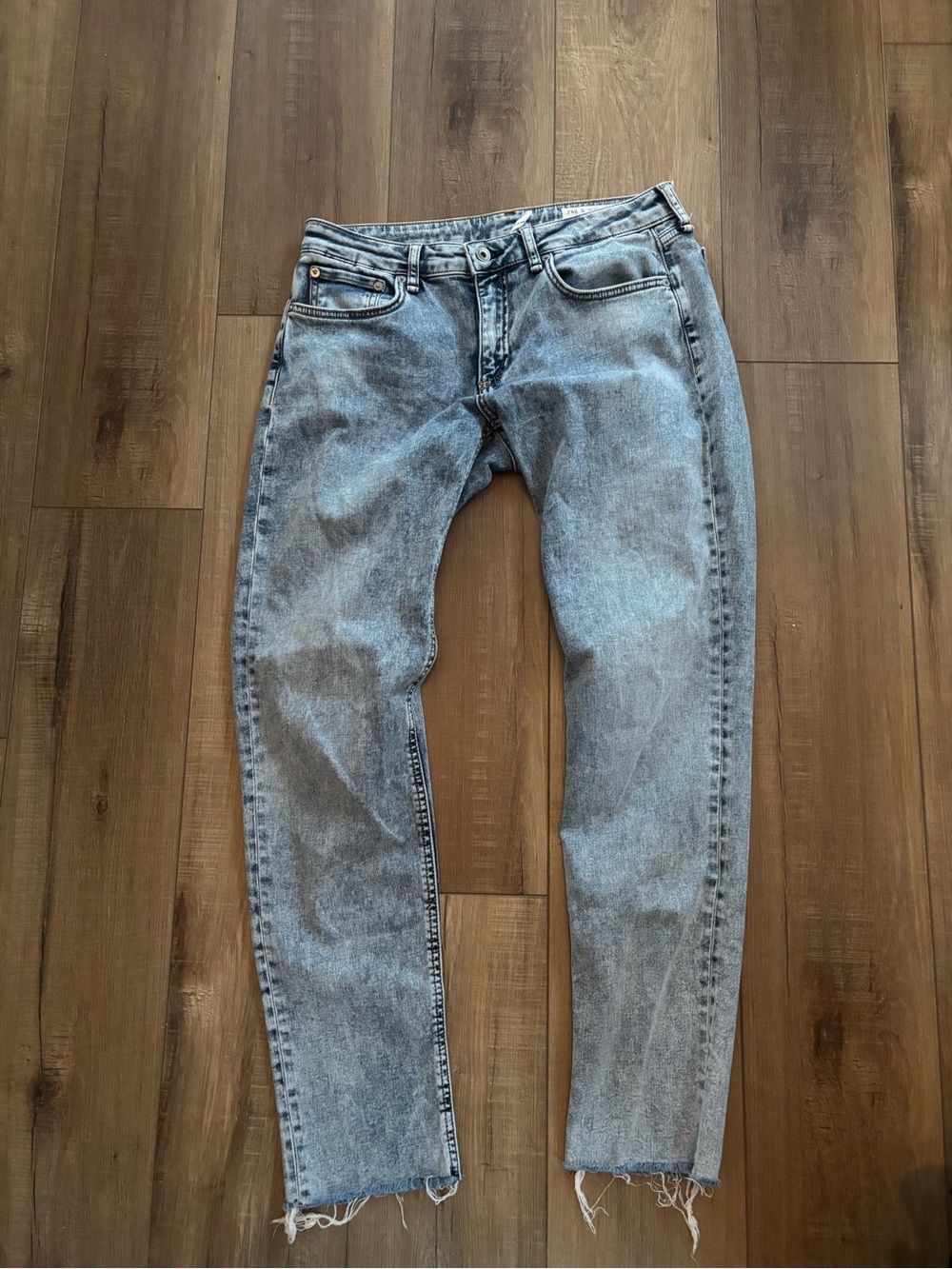 rag & bone  Light Acid-Wash Blue Dre Low Rise Boyfriend jeans sz 27